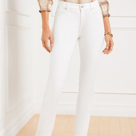 EUC Talbots Women's Slim Ankle Jeans size 2 - Sits At Waist in Natural White - Picture 2 of 11